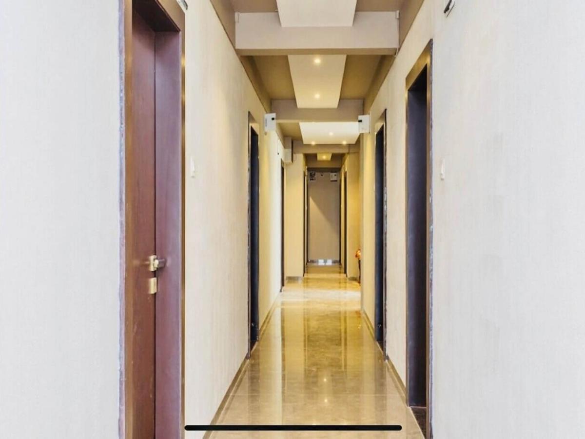 Hotel Signature Planet Indore Exterior photo